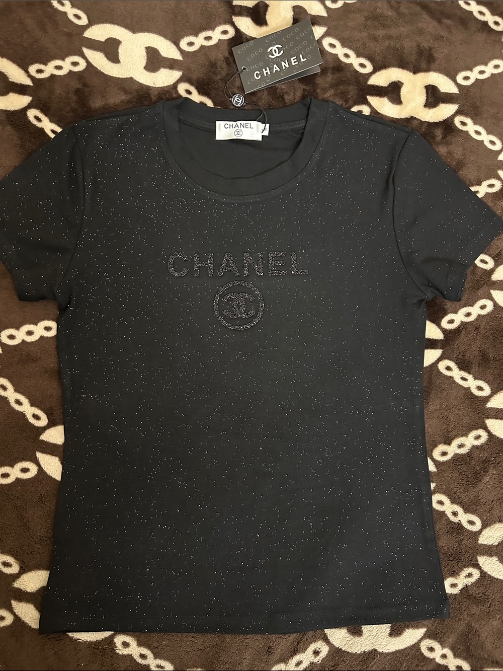 🌺🌺 CHANEL LOGO Black Glitter Tee size L